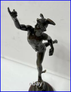 Mercure Groupe en bronze a patine brune par Jean de Bologne. XIX siècle Mercure Groupe en bronze a patine brune par Jean de Bologne. XIX siècle