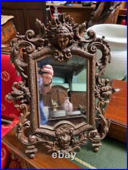 Miroir de table en bronze richement ciselé style néo-Renaissance, XIXe siècle