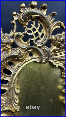 PAIRE DE CADRES EN BRONZE DORÉ STYLE LOUIS XV FIN XIXe SIÈCLE