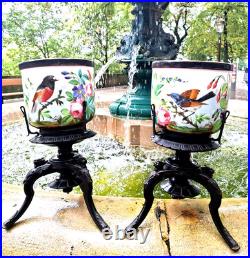 Paire Cache Pots Porcelaine Peinte XIX ème siècle Oiseaux Bois Bronze