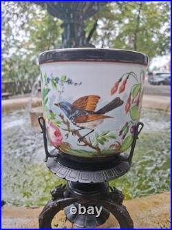 Paire Cache Pots Porcelaine Peinte XIX ème siècle Oiseaux Bois Bronze