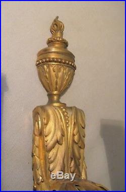 Paire d'appliques de style Louis XVI bronze doré à trois lumières XIX ème siècle