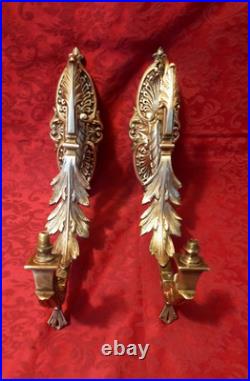 Paire d'appliques murales en bronze doré à décor de feuilles XIX Siècle