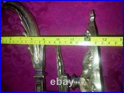 Paire d'appliques murales en bronze doré à décor de feuilles XIX Siècle