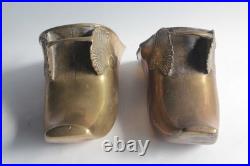 Paire d'étrier coquillage bronze Espagnol F. Barnes & co London XIXe siècle 