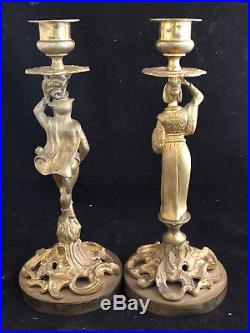Paire de Bougeoirs Bronze XIX ème siècle Personnages Antique French Candlestick