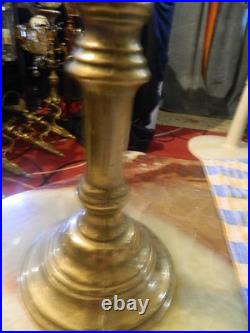 Paire de bougeoirs anciens en bronze XIXe siècle