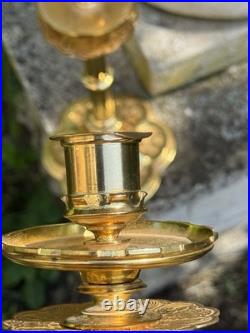 Paire de bougeoirs néo-gothiques en bronze doré fin XIXe siècle