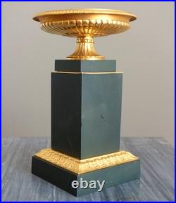 Paire de cassolettes Empire bronze patiné et doré début XIXe siècle