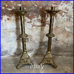 Paire de chandeliers d'église XIXe siècle Bronze doré Couvent italie