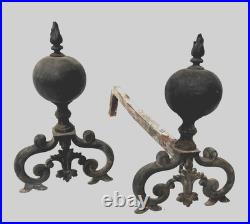 Paire de chenet de style Renaissance en bronze XIX siècle