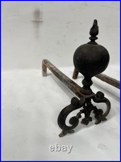 Paire de chenet de style Renaissance en bronze XIX siècle