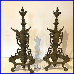 Paire de chenets en bronze ciselé a décor de dragons XIX siècle