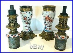 Paire de lampes à pétrole en porcelaine de chine Imari et bronze. XIX siècle