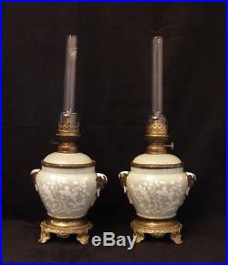Paire de lampes à pétrole porcelaine céladon et bronze doré XIX ème siècle