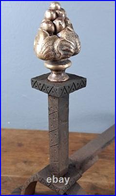 Paire de morilles, fer forgé et bronze, XIXe-XXe siècle
