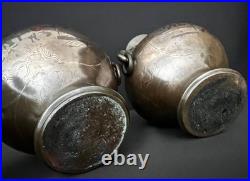 Paire de vases en bronze incrusté Indochine, XIXe siècle Paire de vases en bronze incrusté Indochine, XIXe siècle