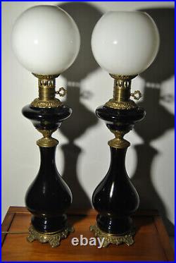 Paire grande lampe pétrole ancienne 19 siècle XIX bronze corps globe verre