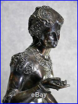 Pandora. Sculpture En Bronze Argente. Xix° Siecle. Hauteur 33 Centimetres