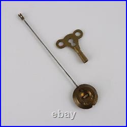 Pendule Ancienne en Bronze Doré France XIXe Siècle