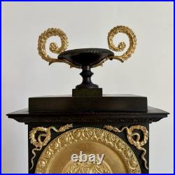 Pendule Bronze Dore Double Patine Charles X Époque restauration XIXe Siècle