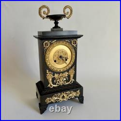 Pendule Bronze Dore Double Patine Charles X Époque restauration XIXe Siècle