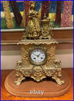 Pendule De Cheminée. Style Napoléon Iii. Bronze Doré. France. Xixe Siècle