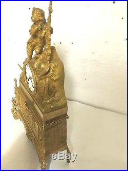 Pendule Napoléon en bronze ciselé doré Darlange Fontaine XIX siècle Néo gothique