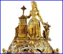 Pendule bronze dore style romantique Barbe d'Héliopolis XIXe siècle Vincenti