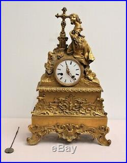 Pendule en bronze doré époque Restauration mouvement S. Marti et Cie XIX siècle