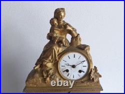 Pendule figurative française du XIXe siècle en bronze doré