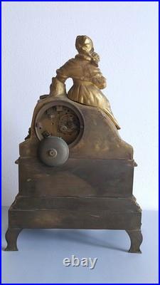 Pendule figurative française du XIXe siècle en bronze doré