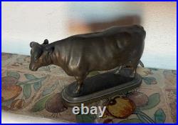 Petite Figurine De Taureau. Anonyme. Bronze. Espagne. Xixe Siècle Petite Figurine De Taureau. Anonyme. Bronze. Espagne. Xixe Siècle