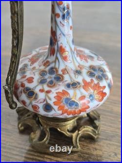 Petite aiguière cassolette porcelaine imari Japon bronze fleurs XIXè siècle