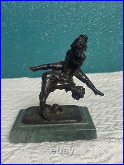 Petite sculpture bronze Alfred Barye Fils enfants saute-mouton XIXè siècle