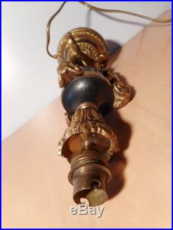 Pied lampe petrole bronze tripode ancienne têtes pattes belier XIX 19 siècle