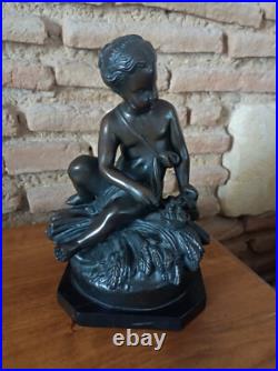 Pigalle jeune fille au nid sculpture en Bronze XIXe siecle Pigalle jeune fille au nid sculpture en Bronze XIXe siecle