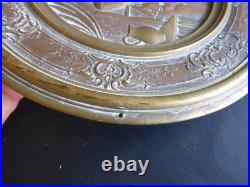 Plat Décoratif en Bronze Scène de Vie Amusantes Fin XIXe Siècle French bronze
