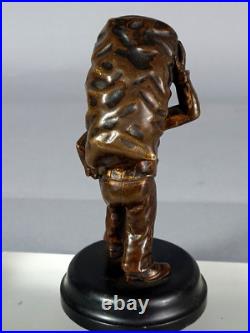 Pyrogène bronze livreur de charbon Fin du XIXe siècle C078
