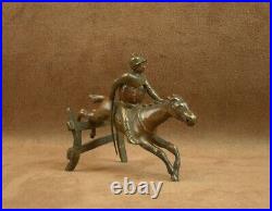 RARE SCULPTURE EQUESTRE JOCKEY ET SON CHEVAL EN BRONZE & NOIX XIXe SIECLE