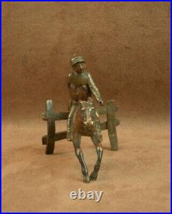 RARE SCULPTURE EQUESTRE JOCKEY ET SON CHEVAL EN BRONZE & NOIX XIXe SIECLE