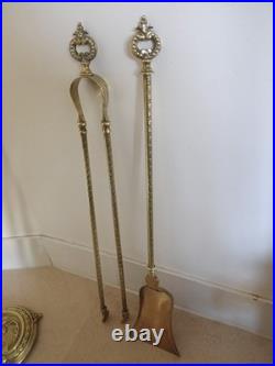 SERVITEUR DE CHEMINÉE EN BRONZE XIX éme siécle