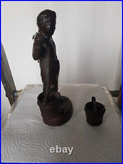 STATUETTE BRONZE ASIATIQUE PORTEUR D EAU FIN XIXe/DEBUT XXe SIECLE -BON ETAT