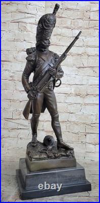 Sculpture Statue Bronze Artisanale Peintre Soldat Russe XIXe Siècle Avec Fusil
