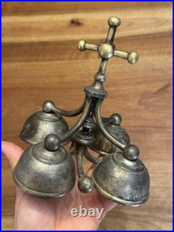 Sonnette de cérémonie 4 clochettes en bronze Et Laiton Église XIX Ème Siècle