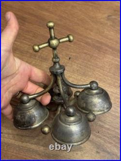 Sonnette de cérémonie 4 clochettes en bronze Et Laiton Église XIX Ème Siècle