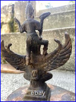 Statue ancienne en bronze Vishnou sur Garuda XIXe siècle