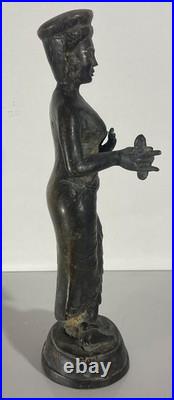 Statuette en bronze travail Inde du Nord ou Afghanistan ou Pakistan XIXe siècle