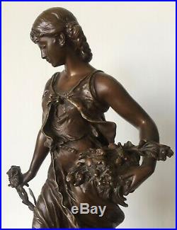 Sujet en bronze le printemps, Hippolyte Moreau XIX ème siècle