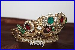 Superbe couronne de Vierge métal doré et pierres de couleurs XIXe Siècle